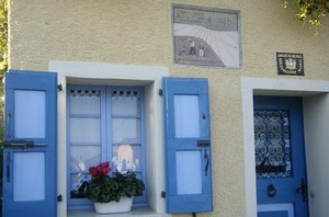 finestra, azzurro, porta, meridiana, fiori, vaso, fiore