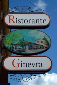 nuvole, insegna, cielo, ristorante, ferro, bianco, casa, azzurro, scritte, disegno, insegne, lettere, dipinto, ginevra, ovale, rosso, alberi